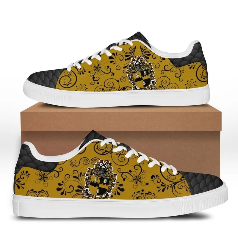 Floral Alpha Phi Alpha Slatted Shoes